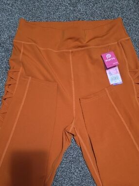 POP Fit Burnt Orange High-Waist Workout Leggings with Side Lattice Pockets
